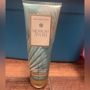 BBW midnight swim body cream with hyaluronic acid